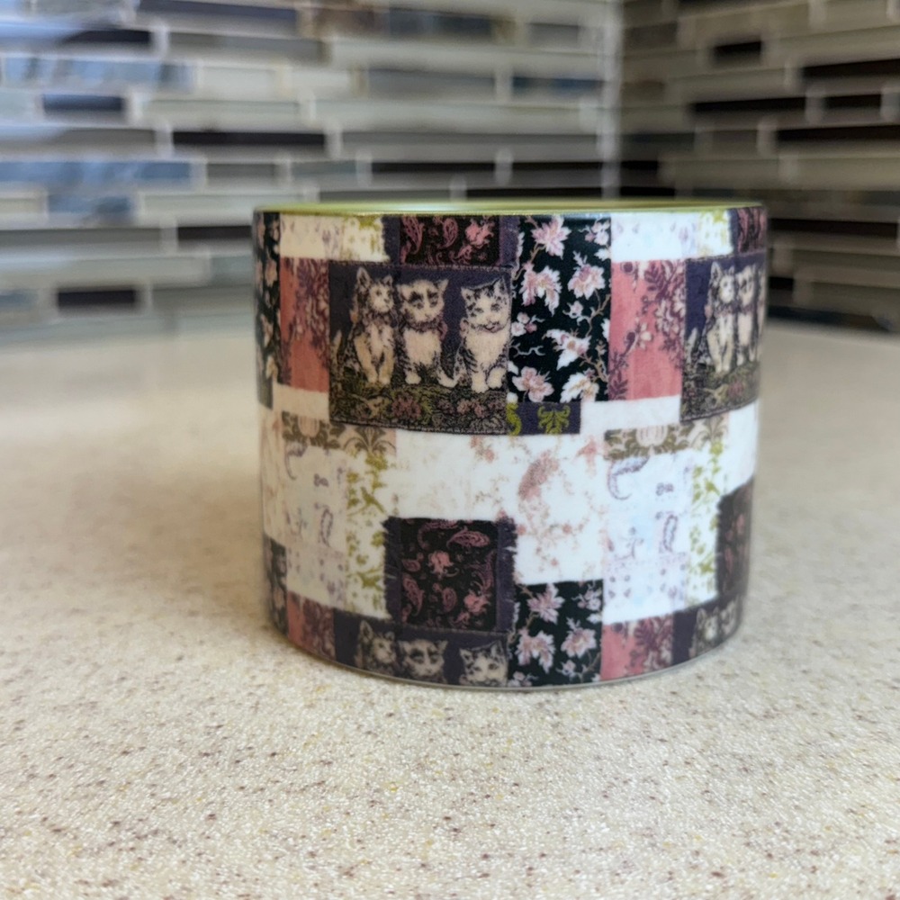 Vintage Style Patchwork Kitten Surprise Mug Hidden 3D Cat Figurine Olive Green